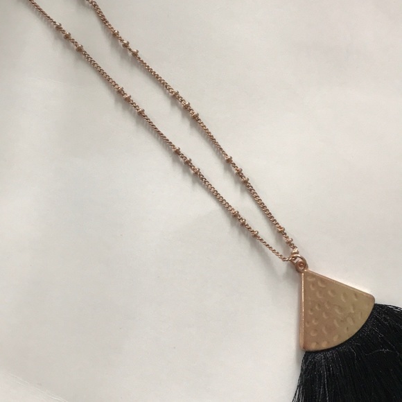 Long Fringe Pendant Necklace - Picture 3 of 6